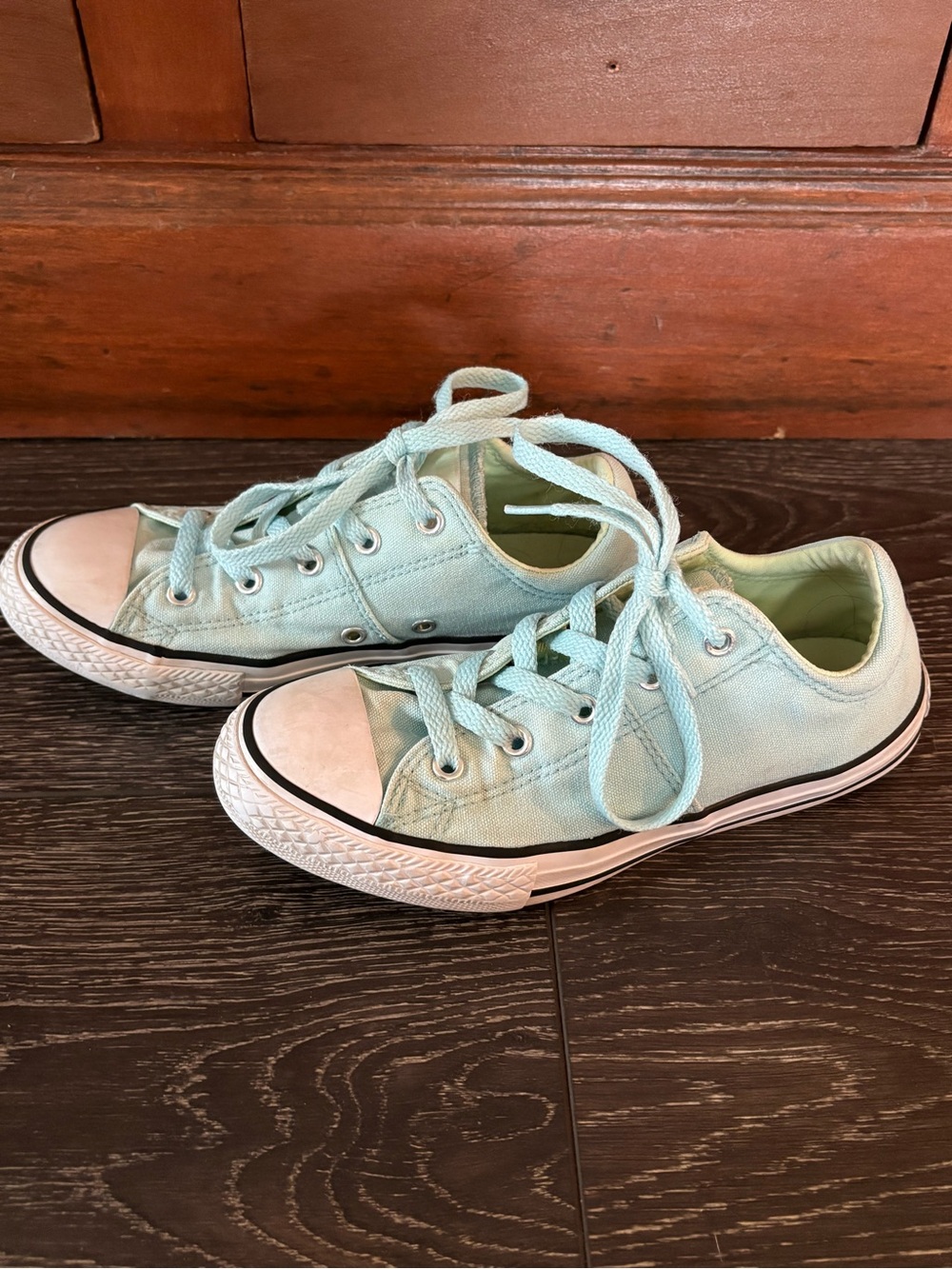 Converse Kids Low-Top Sneakers in Light Aqua